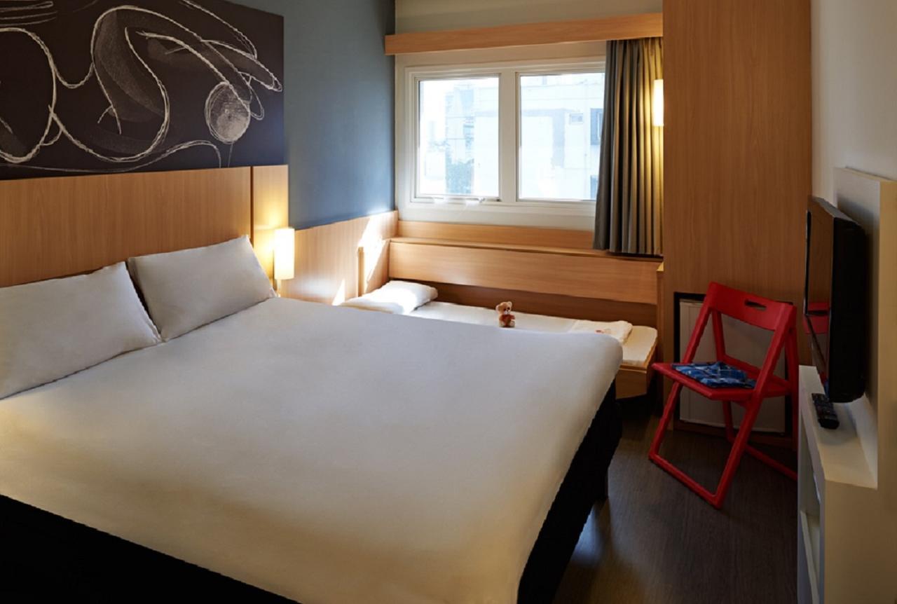 Отель Ibis Гояния Экстерьер фото